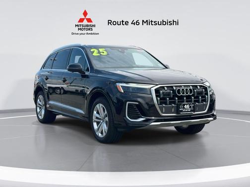 Mythos Black Metallic 2025 Audi Q7 55 Premium Plus