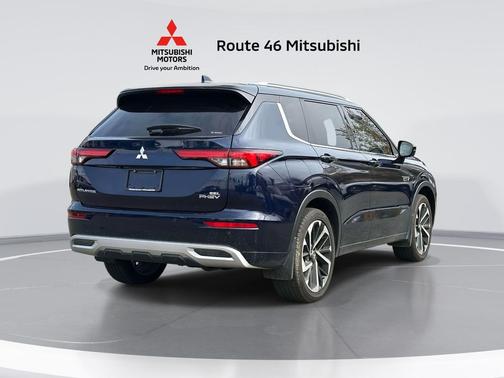 2024 Mitsubishi Outlander PHEV SEL