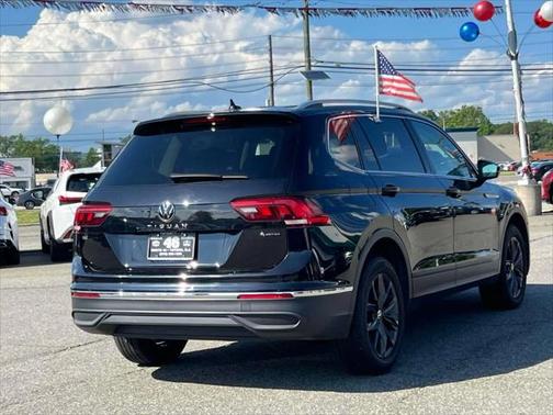 2022 Volkswagen Tiguan 2.0T SE 4MOTION