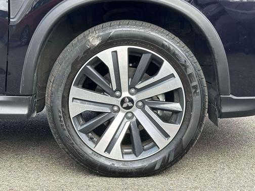 2024 Mitsubishi Outlander Sport SE