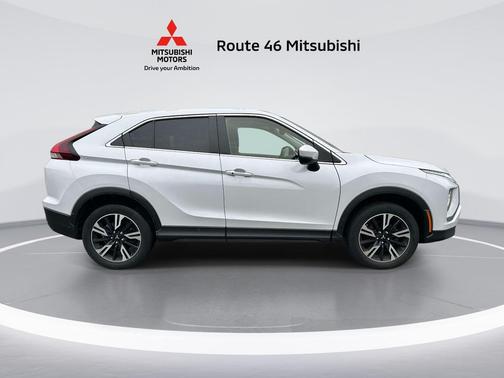 White Diamond 2024 Mitsubishi Eclipse Cross SE