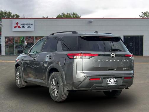 2024 Nissan Pathfinder SV 4WD