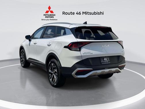 Glacial White Pearl 2023 Kia Sportage EX