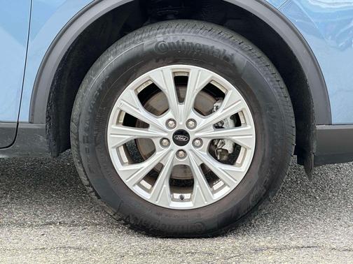 Vapor Blue Metallic 2024 Ford Escape Active
