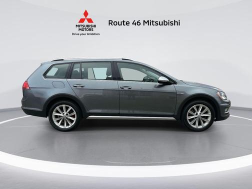 2017 Volkswagen Golf Alltrack TSI SE