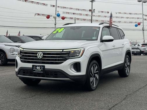2024 Volkswagen Atlas 2.0T SE w/Technology 4MOTION