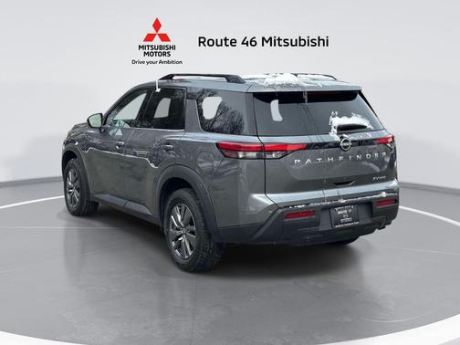Gun Metallic 2024 Nissan Pathfinder SV 4WD