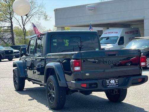 2021 Jeep Gladiator Sport S
