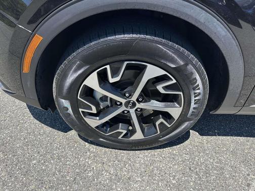 Fusion Black 2023 Kia Sportage Hybrid EX