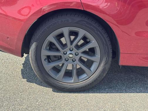 2024 Land Rover Range Rover Sport SE