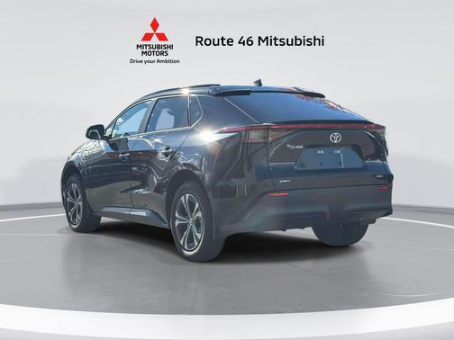 2025 Toyota bZ4X XLE