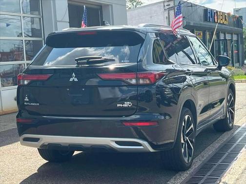2023 Mitsubishi Outlander PHEV SEL