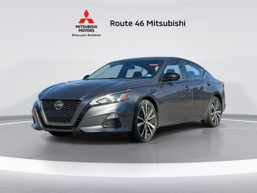 2020 Nissan Altima SR FWD