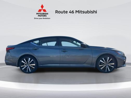 2020 Nissan Altima SR FWD
