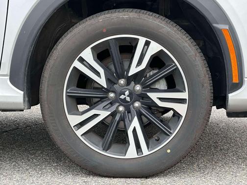2024 Mitsubishi Eclipse Cross SEL