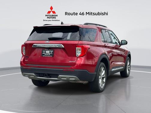 Rapid Red Metallic Tinted Clearcoat 2023 Ford Explorer XLT