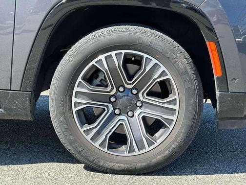 2024 Jeep Wagoneer Series II 4x4