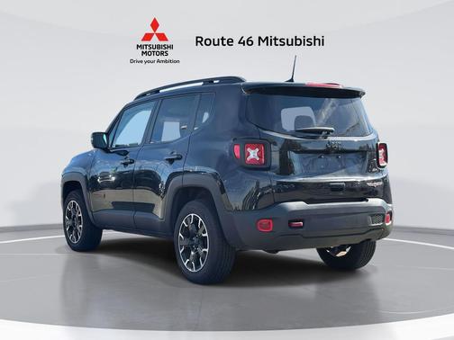 2023 Jeep Renegade Trailhawk