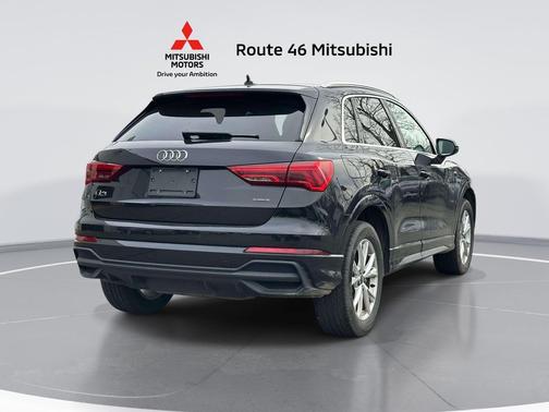 Mythos Black Metallic 2025 Audi Q3 Premium 45 TFSI S line quattro Tiptronic