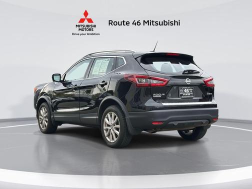 2022 Nissan Rogue Sport SV