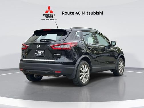 2022 Nissan Rogue Sport SV