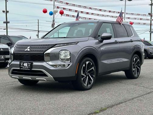 2023 Mitsubishi Outlander PHEV SE S-AWC