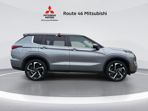 2023 Mitsubishi Outlander PHEV SE S-AWC