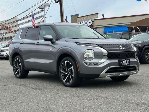2023 Mitsubishi Outlander PHEV SE S-AWC