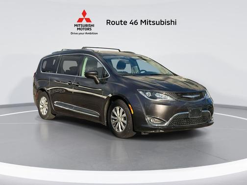 2018 Chrysler Pacifica Touring-L