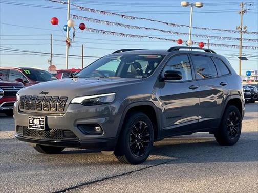 2023 Jeep Cherokee Altitude