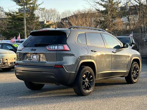 2023 Jeep Cherokee Altitude