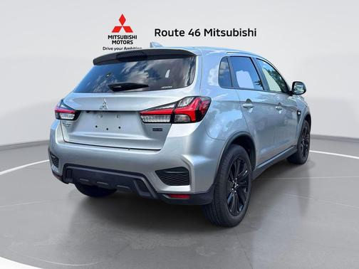 Alloy Silver Metallic 2025 Mitsubishi Outlander Sport 2.0 LE