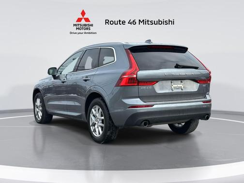 2021 Volvo XC60 T5 Momentum