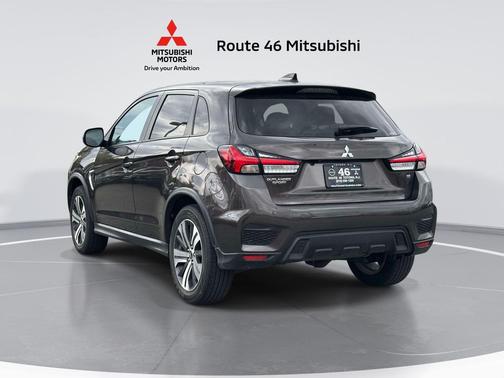 Oak Brown Metallic 2024 Mitsubishi Outlander Sport SE