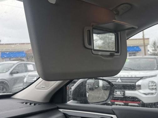 2023 Mitsubishi Outlander PHEV SEL