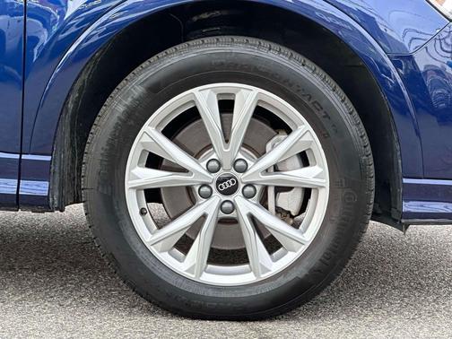 2024 Audi Q3 Premium 45 TFSI S line quattro Tiptronic