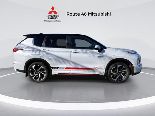 2024 Mitsubishi Outlander PHEV SE S-AWC
