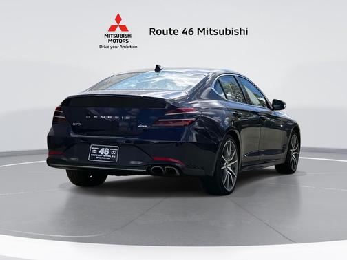2023 Genesis G70 2.0T AWD