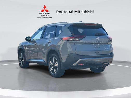 2022 Nissan Rogue SL