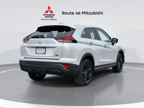 2022 Mitsubishi Eclipse Cross LE