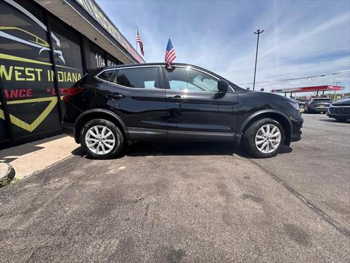 2020 Nissan Rogue Sport S