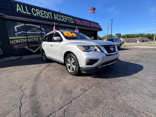 2020 Nissan Pathfinder SV