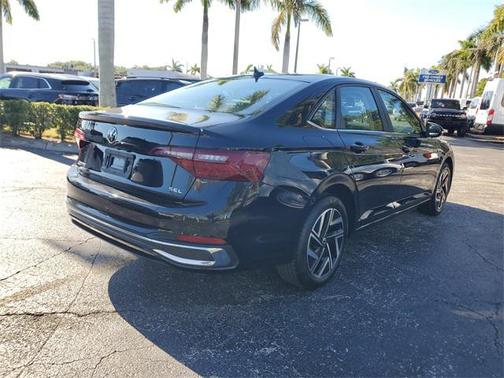 2024 Volkswagen Jetta 1.5T SEL