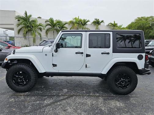 2016 Jeep Wrangler Unlimited Sahara