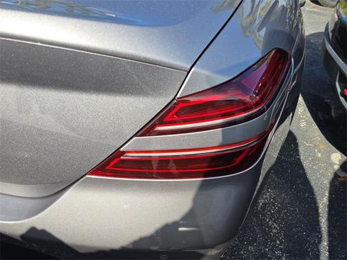 2024 Genesis G70 2.5T RWD