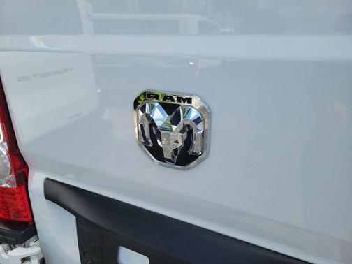 Bright White Clearcoat 2024 RAM ProMaster 2500 Tradesman