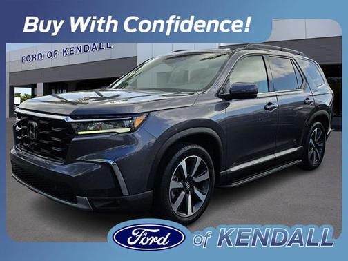 2023 Honda Pilot Touring 8-Passenger