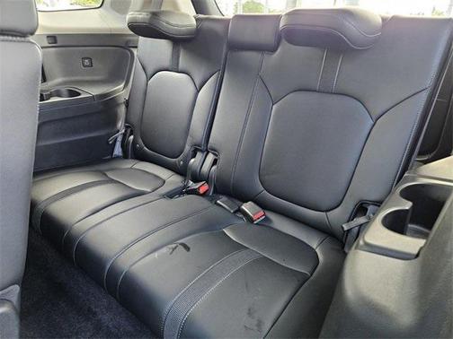 2023 Honda Pilot Touring 8-Passenger
