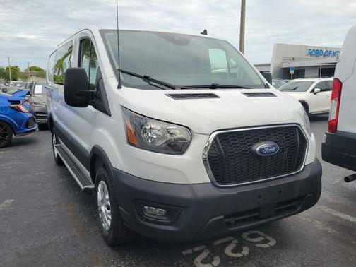 OXFORD WHITE 2025 Ford Transit-250 Base