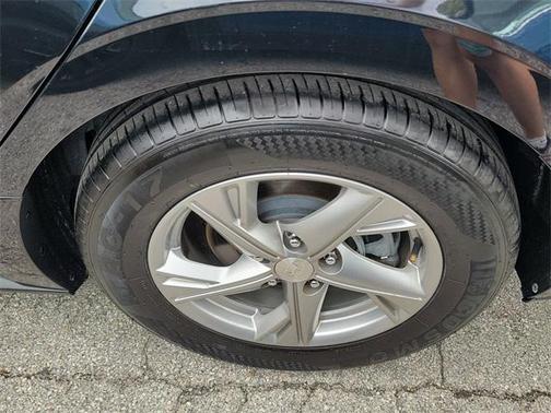 2021 Hyundai SONATA SE